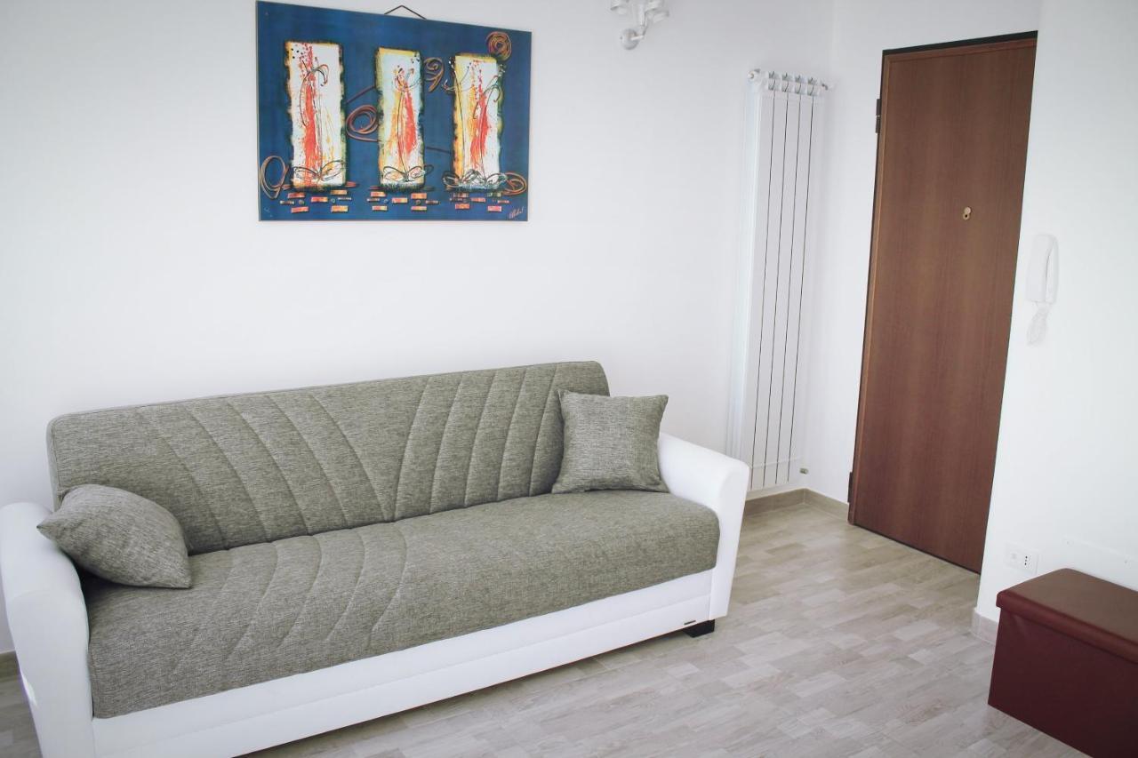 Sweet Harmony Apartment เลชเช ภายนอก รูปภาพ
